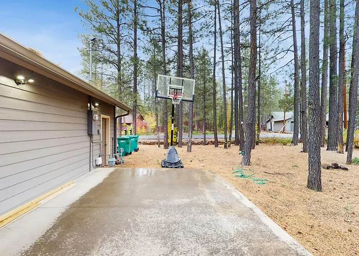 Pinetop Retreat Holiday home